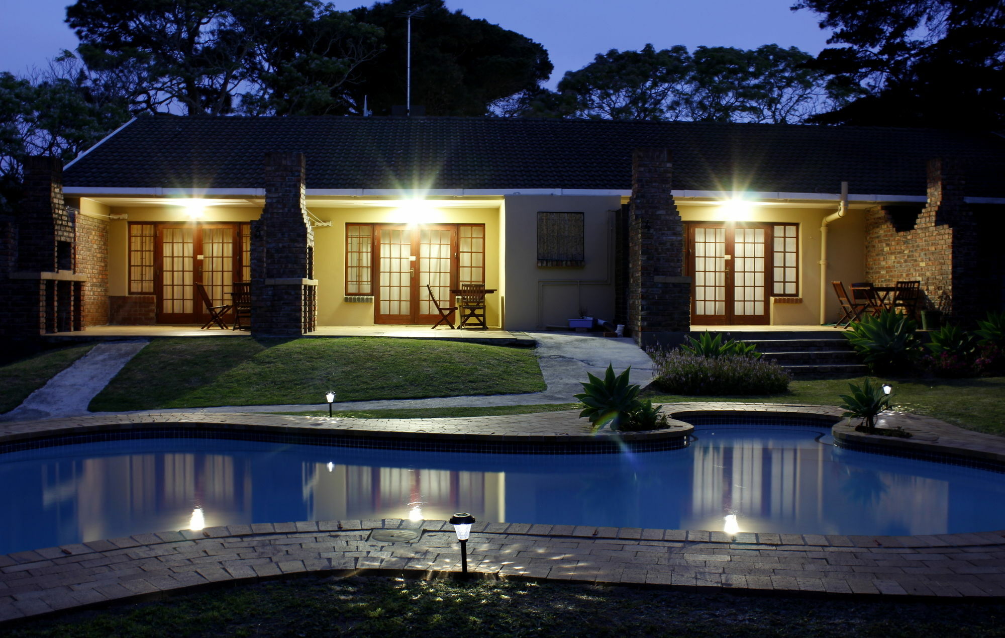African Aquila Guest Lodge Glendinningvale Exteriör bild