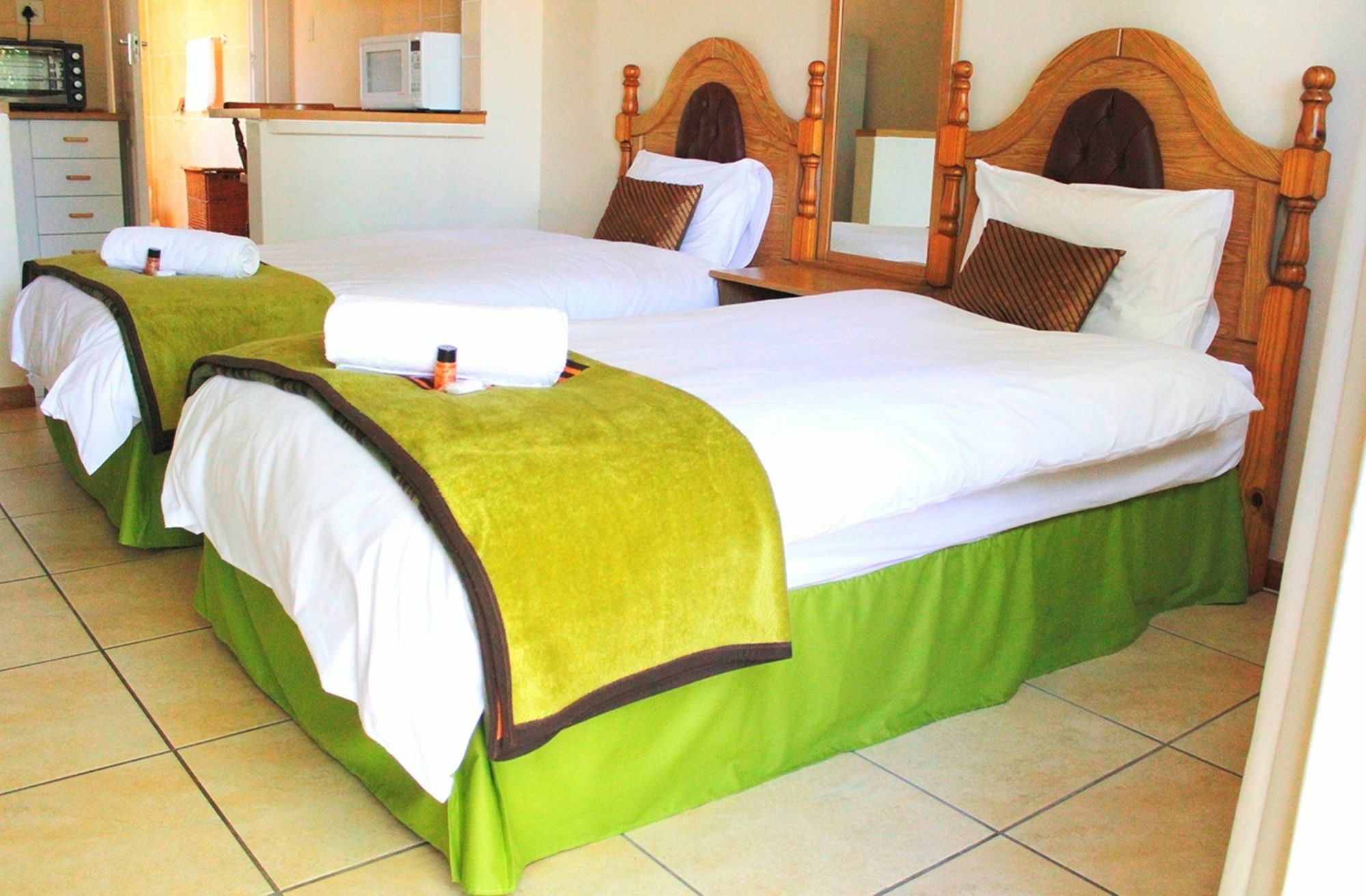 African Aquila Guest Lodge Glendinningvale Exteriör bild